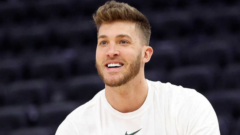 Μιλγουόκι Μπακς: Συμφώνησαν για δεύτερο 10ήμερο συμβόλαιο με τον Λέοναρντ