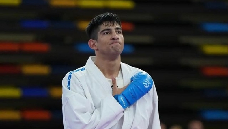 Ο Στέφανος Ξένος