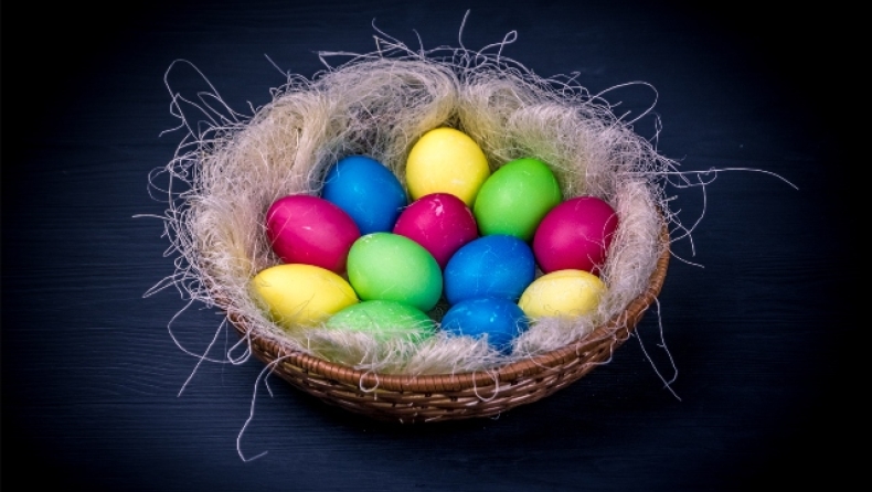 Το μεγάλο λάθος με τα βαμμένα αυγά και 13 διατροφικές συμβουλές για το Πάσχα