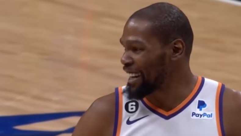 Ο Ντουράντ γελάει