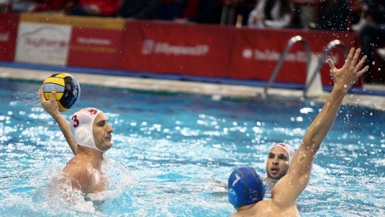 Ο Μάρτον Βάμος ήταν ξανά πρωταγωνιστής για τον Ολυμπιακό στο Champions League.