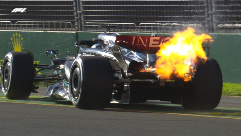 Formula 1: Φωτιά στον κινητήρα του Ράσελ, εκτός αγώνα ο Βρετανός