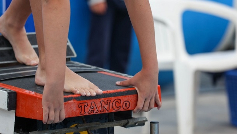 Βατήρας έσπασε στο κολυμβητήριο Χανίων στα «Βενιζέλεια»