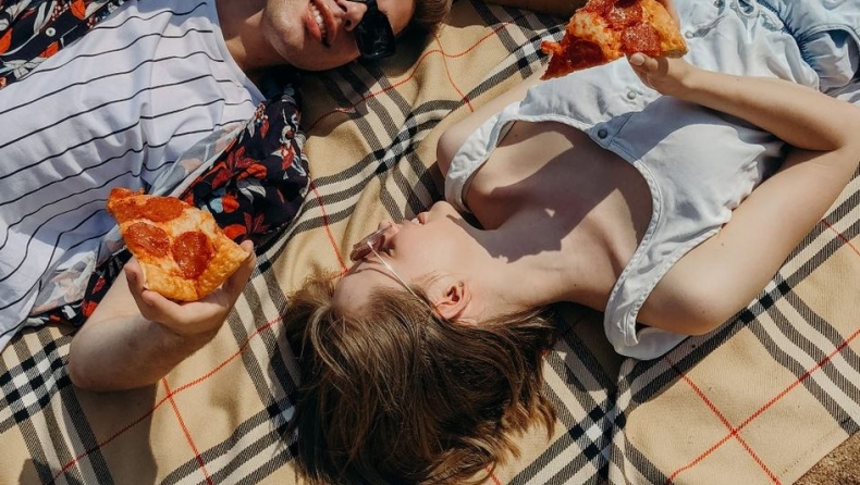 Μήπως κάνεις λάθος τη διαλειμματική νηστεία; Πότε προσθέτει κιλά, αντί να αφαιρεί