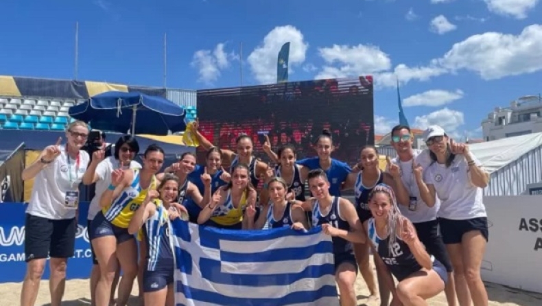 Η εθνική ομάδα beach handball γυναικών.