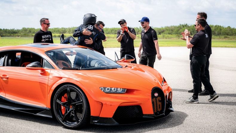 18 ιδιοκτήτες Bugatti έπιασαν 400 χλμ/ώρα! (vid)