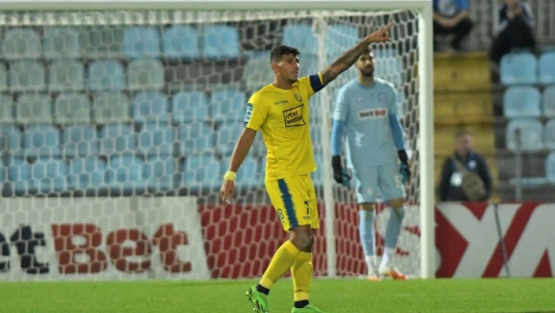 Καρέλης: «Κρατάω τα γκολ που πέτυχα, την 7η θέση της κανονικής διάρκειας και αφήνω στην άκρη στα play-outs» 