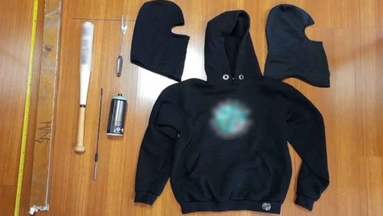 Πώς έγινε το οπαδικό επεισόδιο στη Νέα Ερυθραία: Επίθεση με στειλιάρια, μαχαίρια και τσεκούρι (vid)