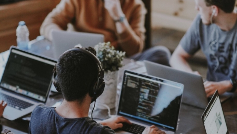 5 τοξικές φράσεις που λένε οι ανασφαλείς διευθυντές