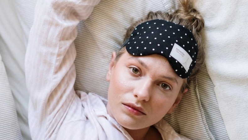 7 πιθανοί λόγοι για τους οποίους δεν μπορείς να κοιμηθείς, παρά την κούραση