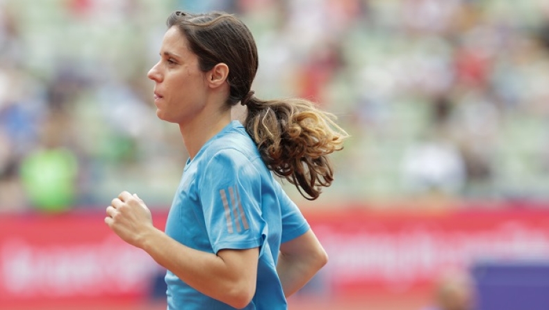 Η Κατερίνα Στεφανίδη κάνει ζέσταμα