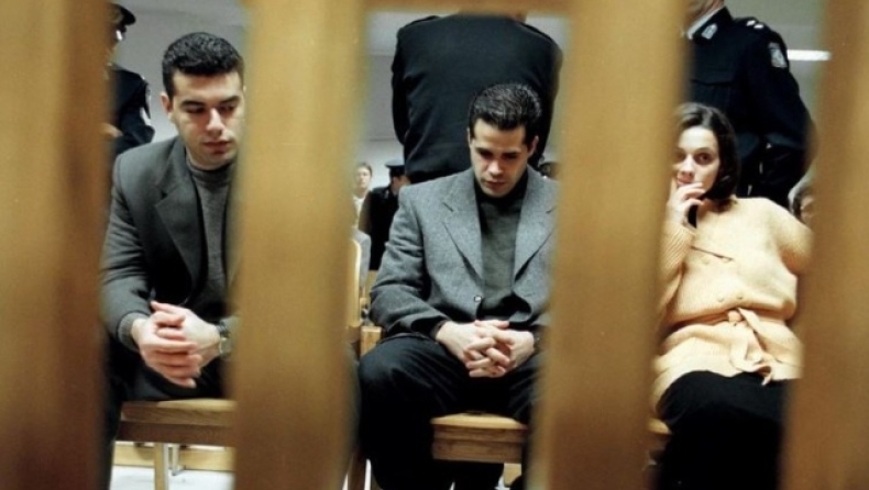 Η σατανίστρια Μαργέτη είχε πει ότι ο «δαίμονας μου έδωσε εντολή να τα φτιάξω με τον Κατσούλα» (vids) 