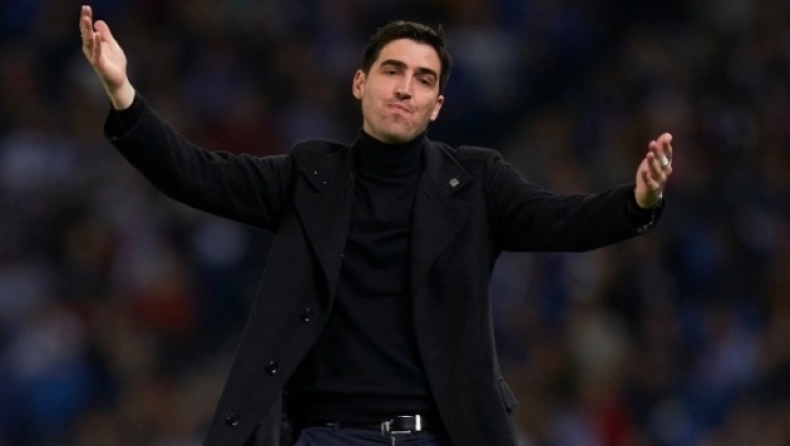 Ολυμπιακός: Όταν «καραδοκούσε» να πάρει τον καλύτερο προπονητής της φετινής Premier League