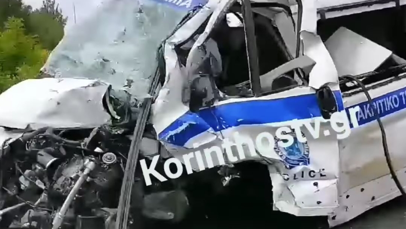 Τρομακτικό τροχαίο δυστύχημα στην Τρίπολη: 79χρονος μπήκε ανάποδα στην εθνική και διέλυσε όχημα της ΕΛ.ΑΣ (vid)