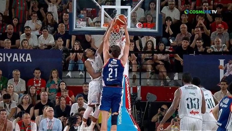 O MακΚόλουμ ταπώνει