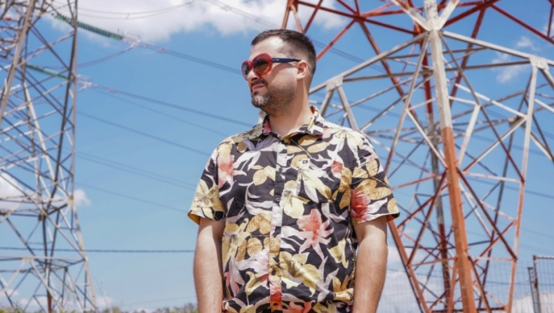 Pan Pan: «Δεν θα μπορούσα να ζω και δεν θα έφτιαχνα πράγματα, αν δεν ένιωθα ότι η κοινωνία μπορεί να αλλάξει»