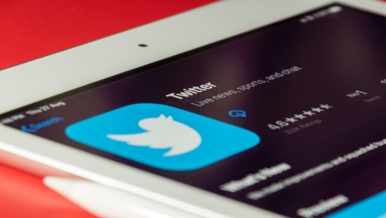 Twitter: Προσωρινά όρια ανάγνωσης στην πλατφόρμα ανακοίνωσε ο Ίλον Μασκ