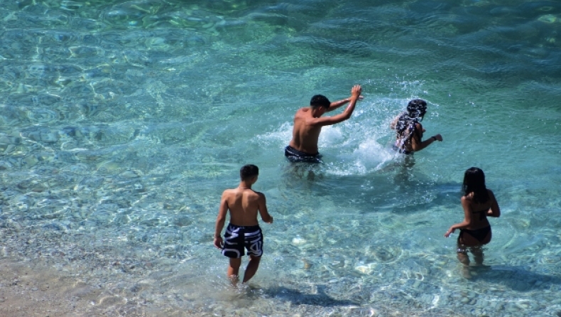 Μόνιμο μέτρο το «YouthPass»: Πότε θα καταβληθεί και πού θα χρησιμοποιείται (vid)