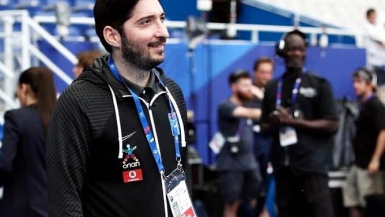 Ο Δημήτρης Γκούμας