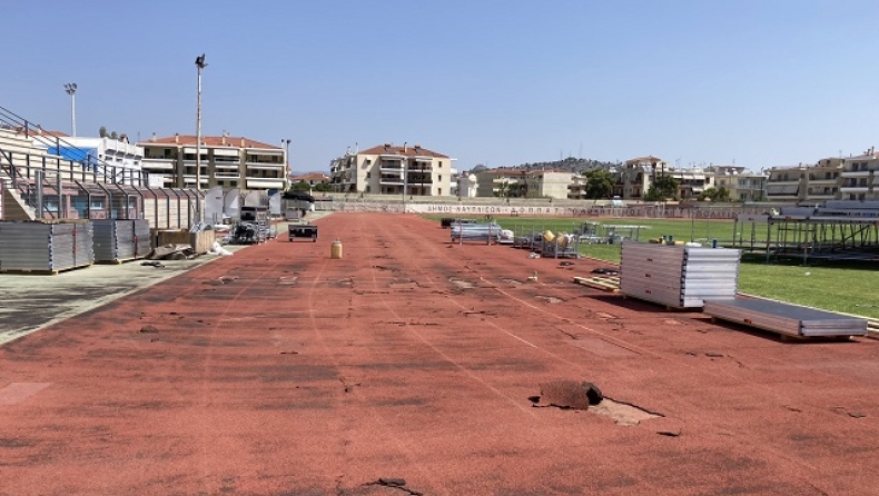Η κατάσταση στο ταρταν του σταδίου στο Ναύπλιο
