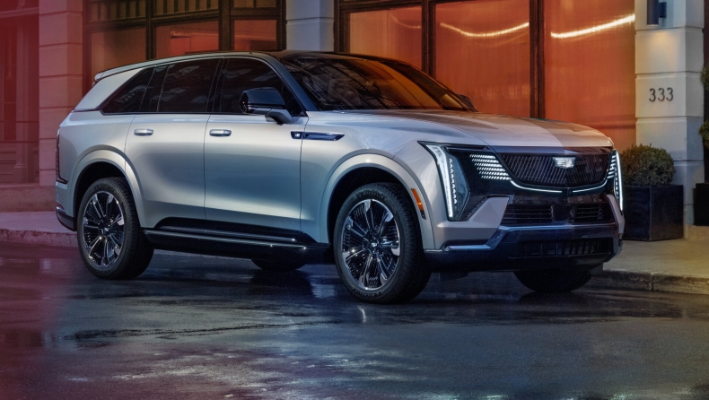 Cadillac Escalade IQ: Το θηριώδες ηλεκτρικό με μπαταρία 200 kWh (vid)