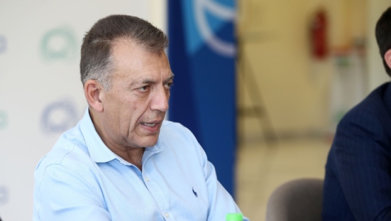 Ο Βρούτσης