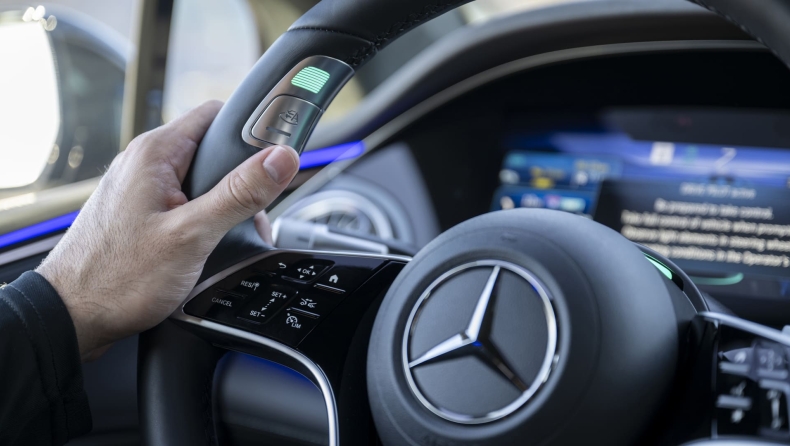 Αυτόνομη οδήγηση: Η Mercedes-Benz λανσάρει στις ΗΠΑ την τεχνολογία επιπέδου 3 (vid)