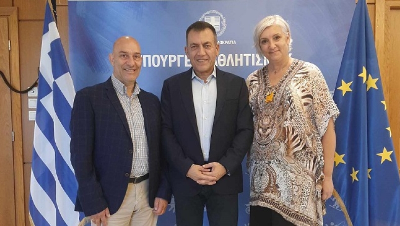 Ο Γ. Βρουτσης με τον πρόεδρο της ομοσπονδιας Τσιρλίντινγκ