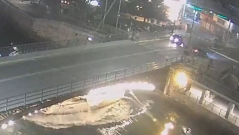 Βίντεο ντοκουμέντο από τη στιγμή της σύγκρουσης ιστιοφόρου σε γέφυρα της Εύβοιας