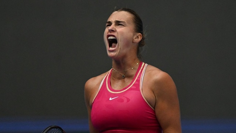 Η Αρίνα Σαμπαλένκα πανηγυρίζει στο Πεκίνο