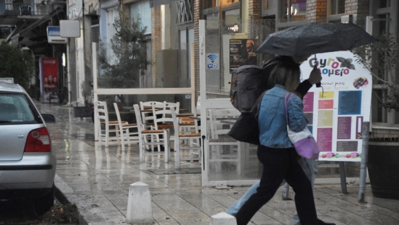 «Καιρός με διάφορα πρόσωπα» προειδοποιεί ο Γιάννης Καλλιάνος: Επιστροφή εξπρές του ήλιου και από Τρίτη βροχές (vid)