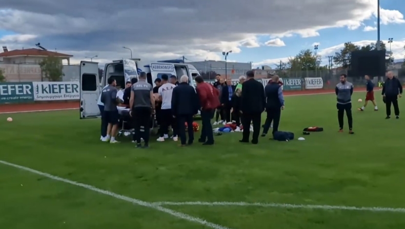 Ασθενοφόρο σε γήπεδο στην Κοζάνη
