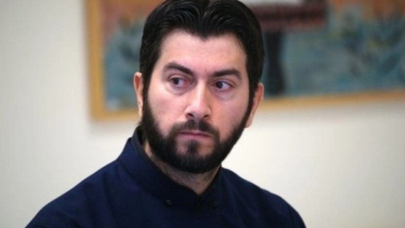 Κιβωτός του Κόσμου: Καταγγέλλων λέει ότι πιέστηκε για να στραφεί σε βάρος του πατέρα Αντώνιου
