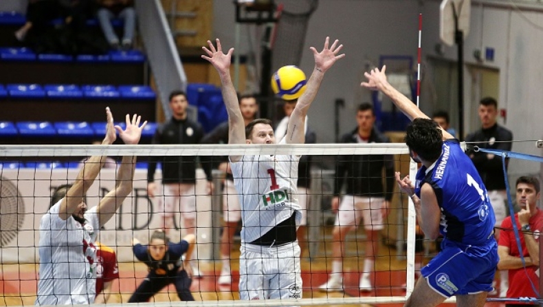 Παίκτης της Κηφισιάς καρφώνει απέναντι στην Γαλατασαράι