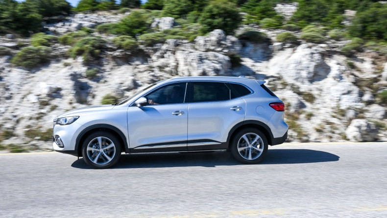 Test drive MG eHS PHEV: Όσα ξέρει ο νοικοκύρης