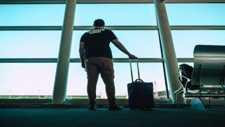 Έλληνες ταξιδιώτες εγκλωβίστηκαν στο αεροδρόμιο των Βρυξελλών