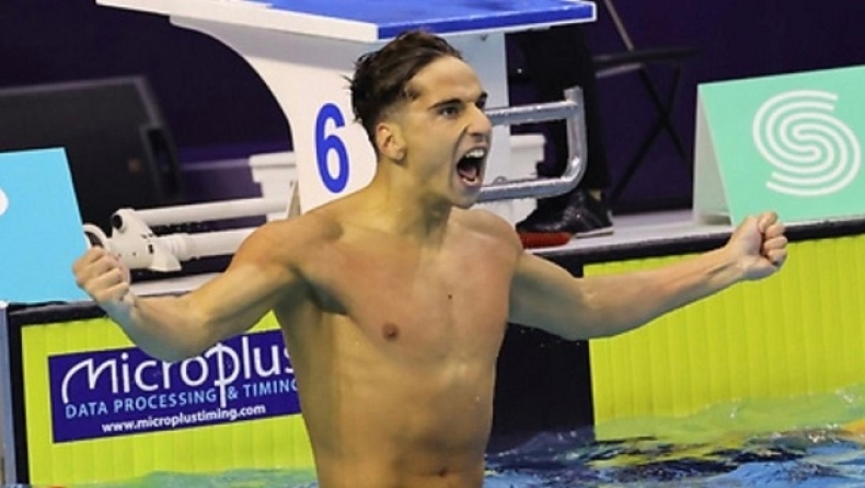 Ο Στέργιος Μπίλας πανηγυρίζει