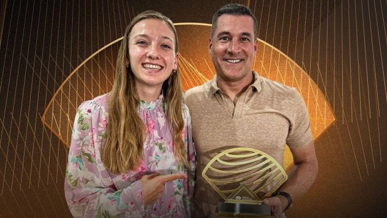 Μπολ και Μιούλι με το βραβείο της παγκόσμιας ομοσπονδίας στίβου