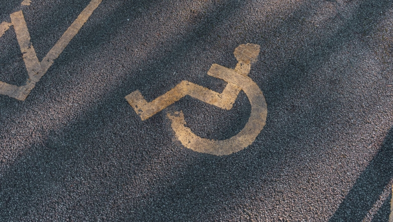 Επιτέλους δράση για την πρόσβαση ΑΜΕΑ στα Μέσα Μαζικής Μεταφοράς