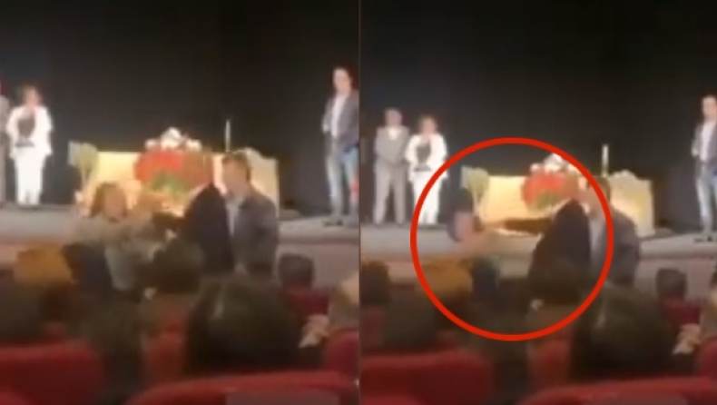  Σε ρινγκ μετατράπηκε το δημοτικό συμβούλιο στη Λέρο: Βρισιές και σπρωξίματα στην τελετή ορκωμοσίας (vid)