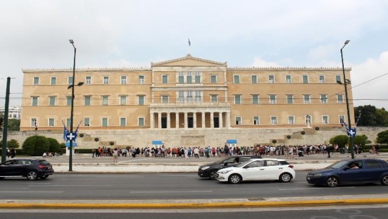 Economist: Στην πρώτη θέση η ελληνική οικονομία και το 2023