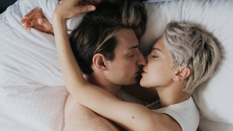 Κεφάλαιο σεξ - 5 tips που θα βάλουν φωτιά στο κρεβάτι