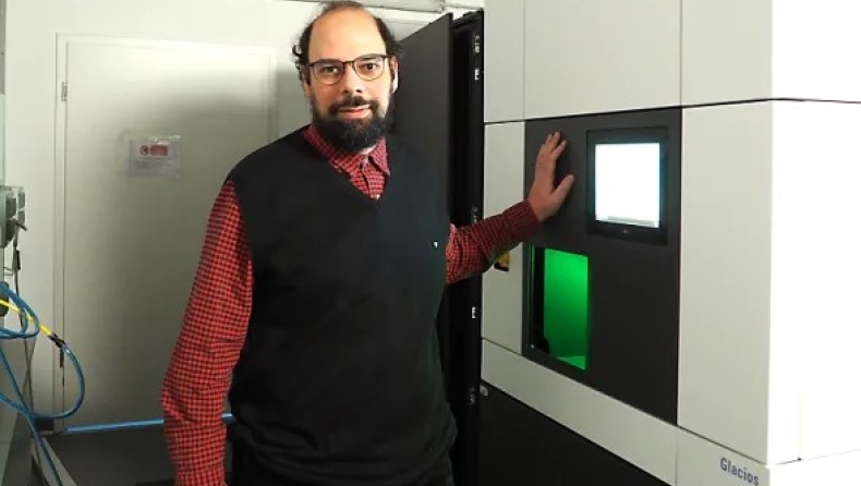 Ο Παναγιώτης Καστρίτης, είναι ο Έλληνας επιστήμονας που φέρνει την «επανάσταση» στην κρυογονική ηλεκτρονική μικροσκοπία 
