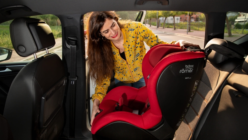 Δώρο παιδικό κάθισμα για το πρώτο παιδί του 2024