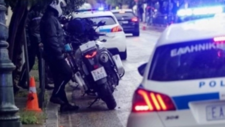 Τρομακτικό βίντεο από τη μοιραία σύγκρουση με τους τέσσερις νεκρούς στην Κύπρο: Παραβίασε το κόκκινο (vid)