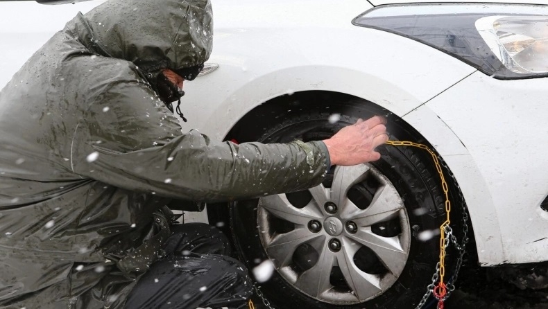 Αλυσίδες: Δεν είναι πλέον υποχρεωτικές στην Αττική