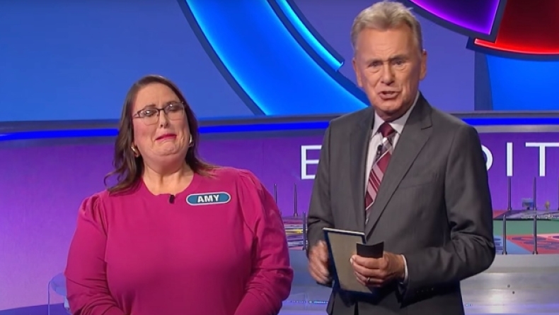 «Ο χειρότερος γρίφος»: Παίκτρια στον «Τροχό της Τύχης» ξέσπασε σε «δάκρυα» όταν δεν κατάφερε να κερδίσει 37.000 ευρώ (vid)