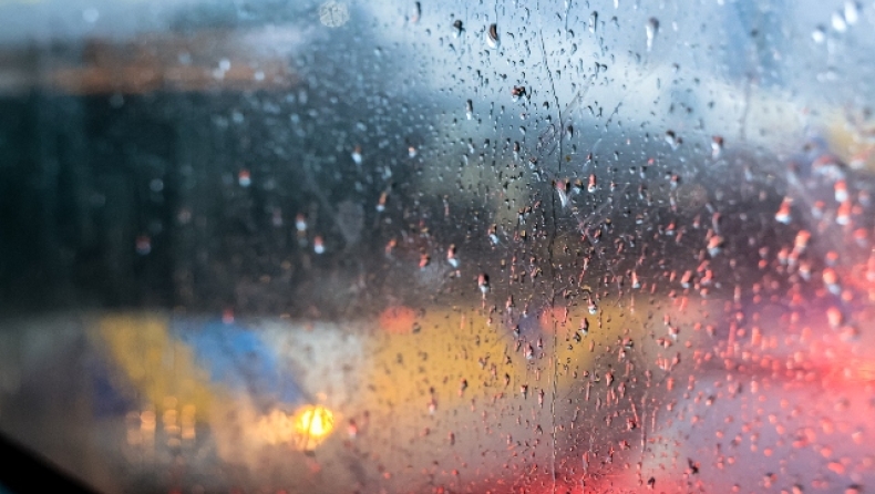 Ο καιρός: Έρχεται «γραμμή λαίλαπας», πότε θα «χτυπήσει» την Αττική