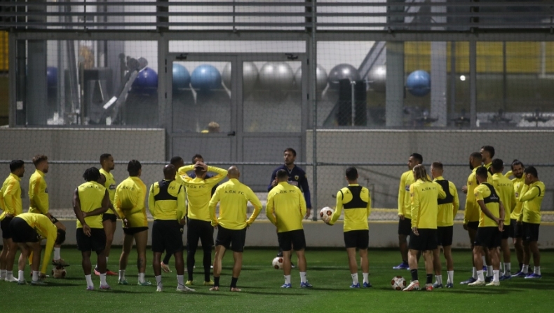 Χωρίς προβλήματα και με απόντες τους διεθνείς ξεκίνησε την προετοιμασία για τον ντέρμπι με Ολυμπιακό η ΑΕΚ