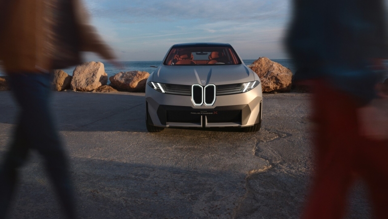 BMW: Εγκαταλείπει τα μεγάλα «νεφρά» στα μελλοντικά της μοντέλα (vid)